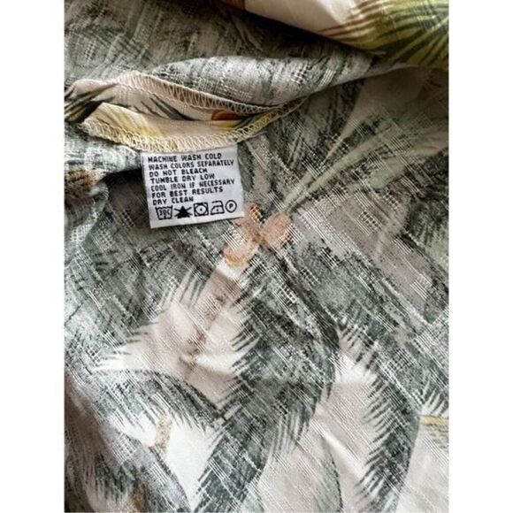 Tommy Bahama Silk Shirt Size L - Picture 7 of 9